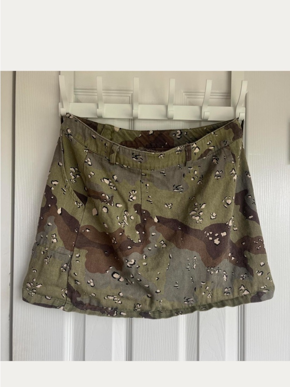 Camo Utility Mini Skirt - Olive & Brown - Picture 3 of 8
